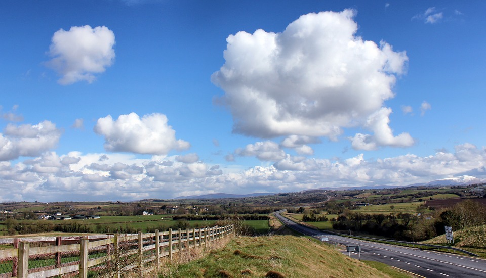 ireland-road